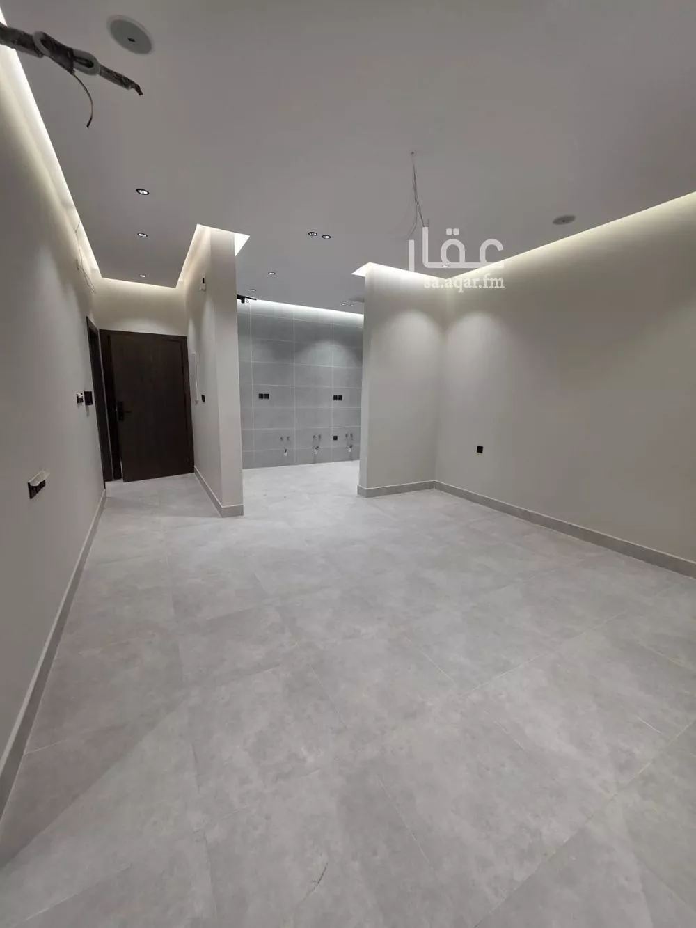 4 bedroom apartment in Al Rawdah 3