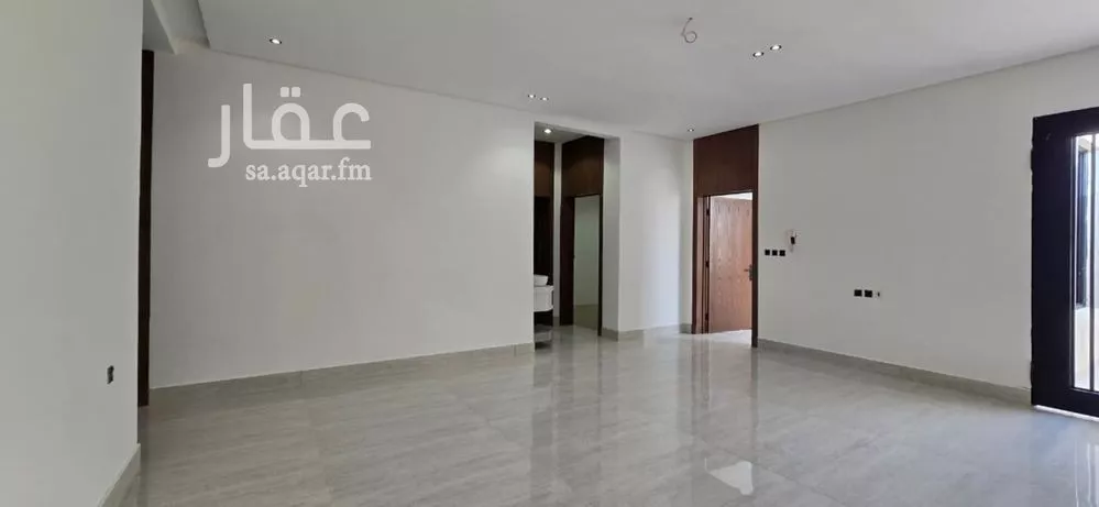 3 bedroom floor in Tuwaiq 17