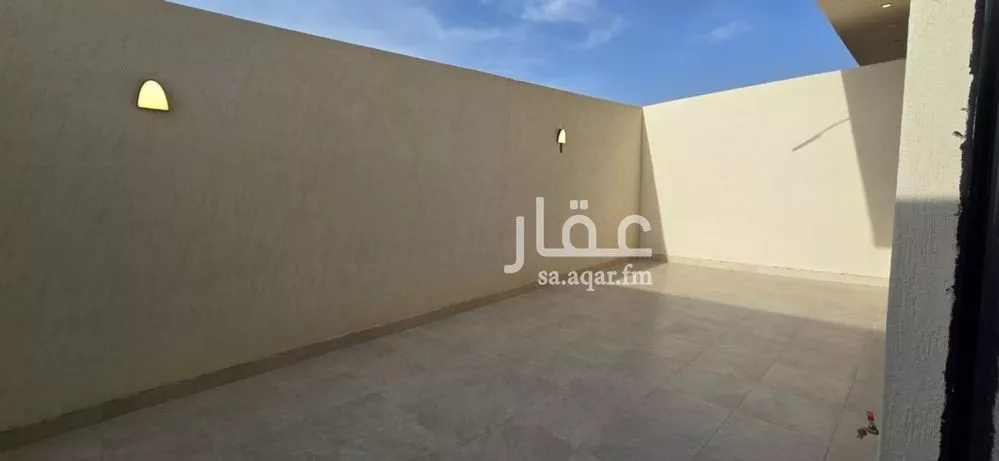 3 bedroom floor in Tuwaiq 7