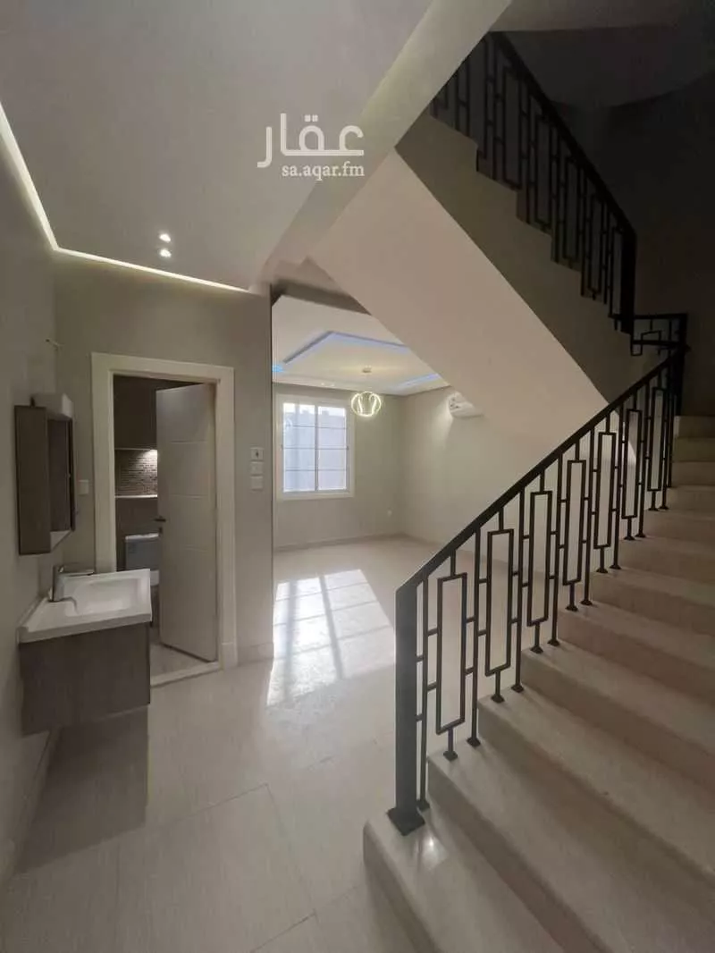 فيلا 6 غرف في نبلاء 4