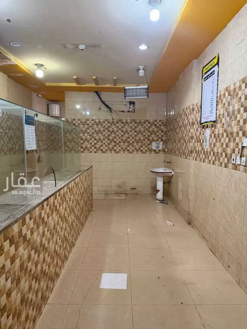 32 sqm shop in Al Salam 2