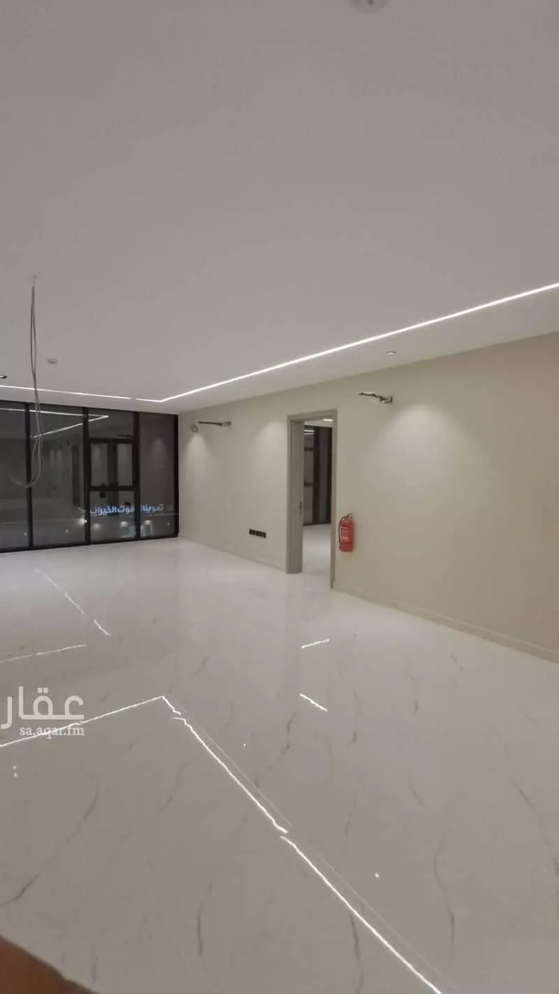 عمارة 782 م² في طيبة 4