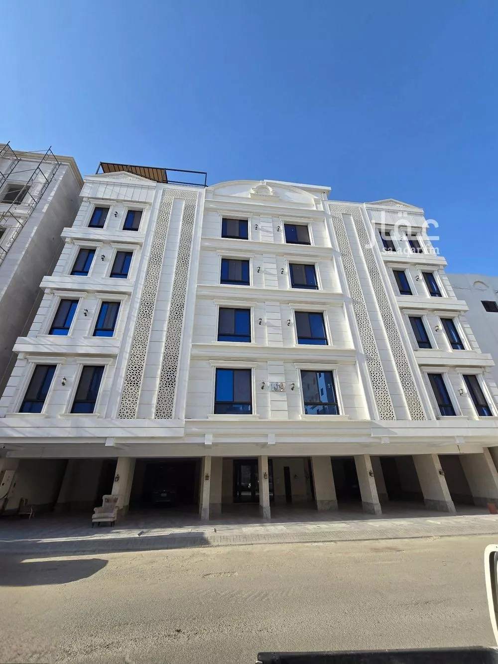 5 bedroom apartment in Al Nuzhah 4