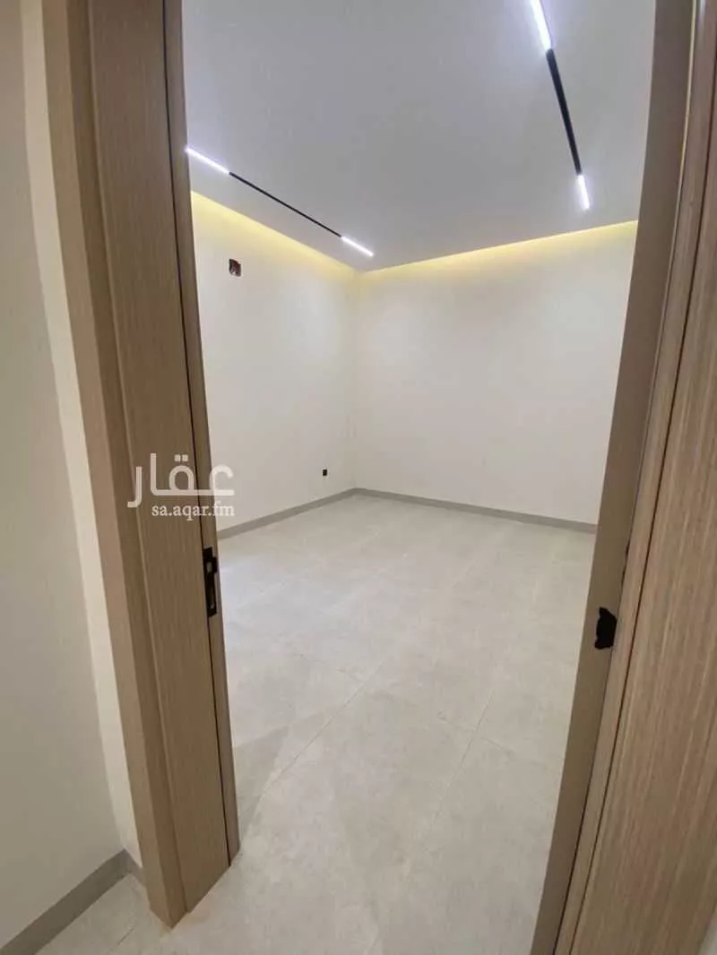 4 bedroom floor in Al Rimal 2