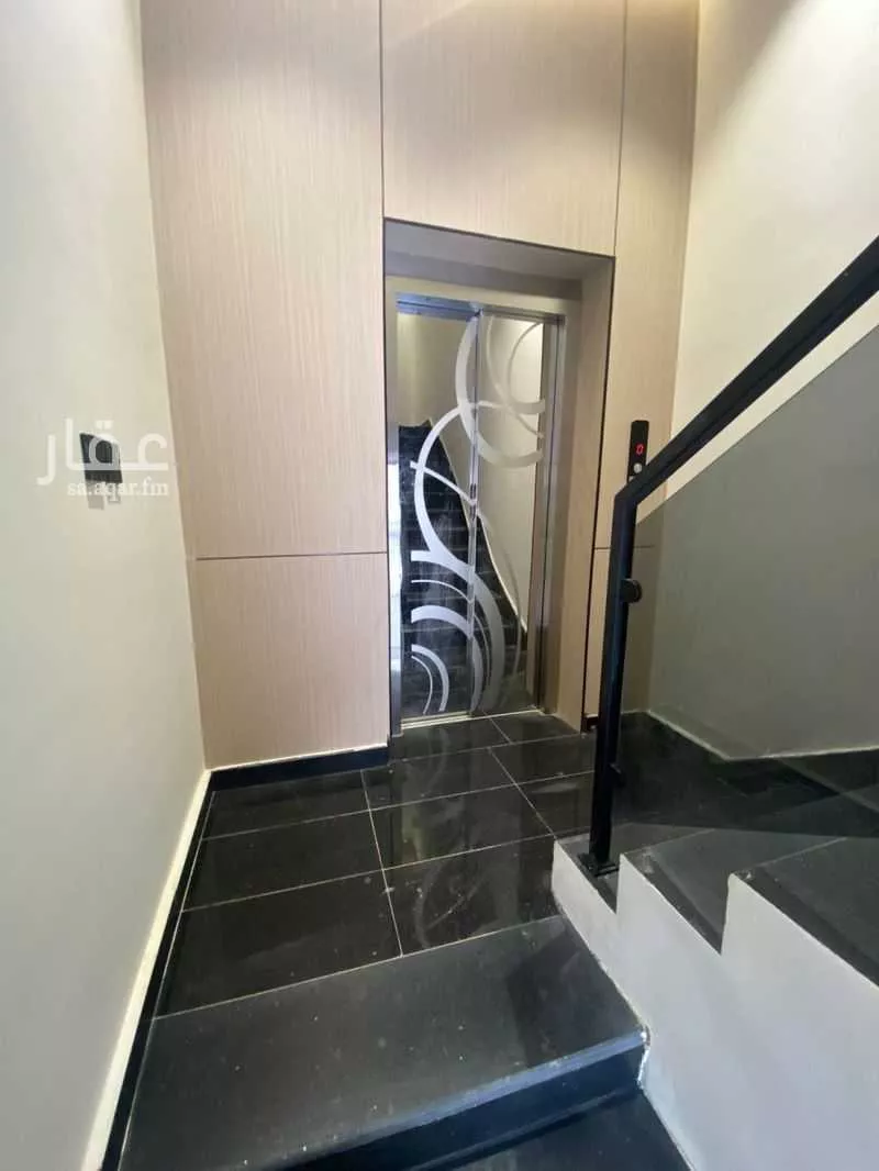 4 bedroom floor in Al Rimal 11