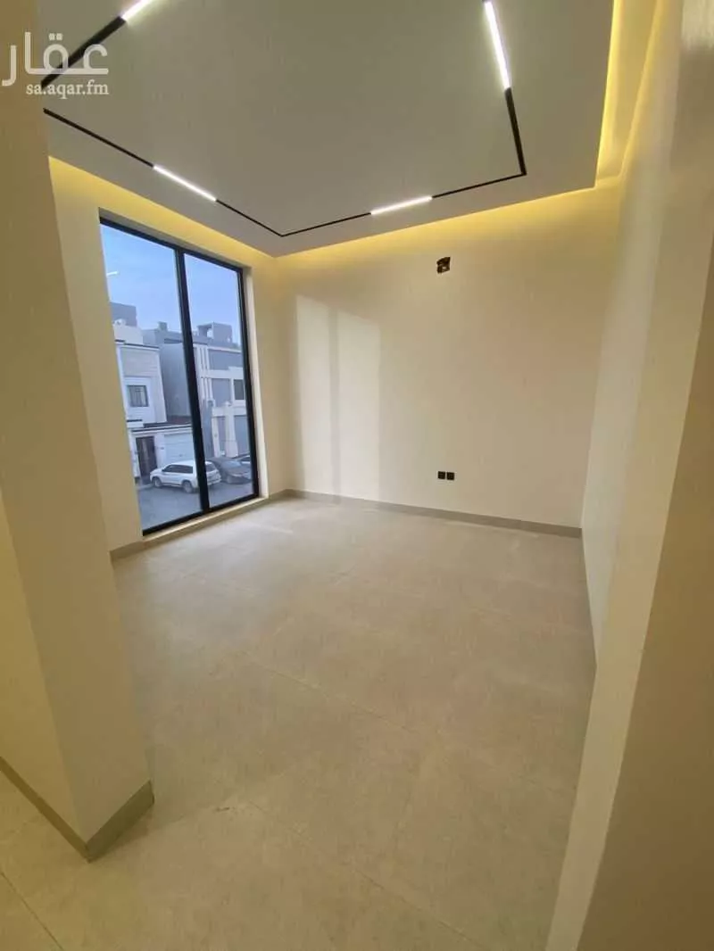 4 bedroom floor in Al Rimal 18