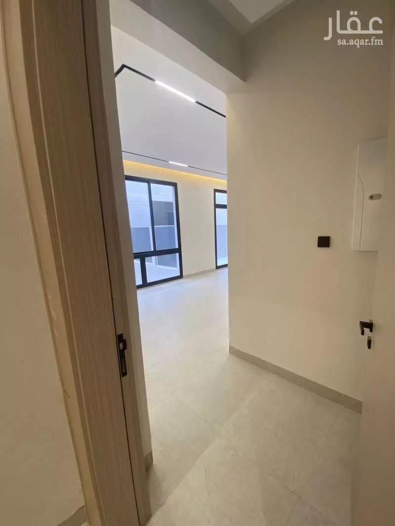 4 bedroom floor in Al Rimal 5