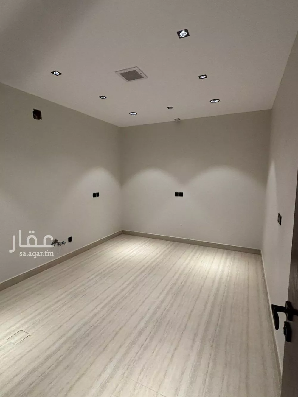 4 bedroom floor in Al Aridh 12