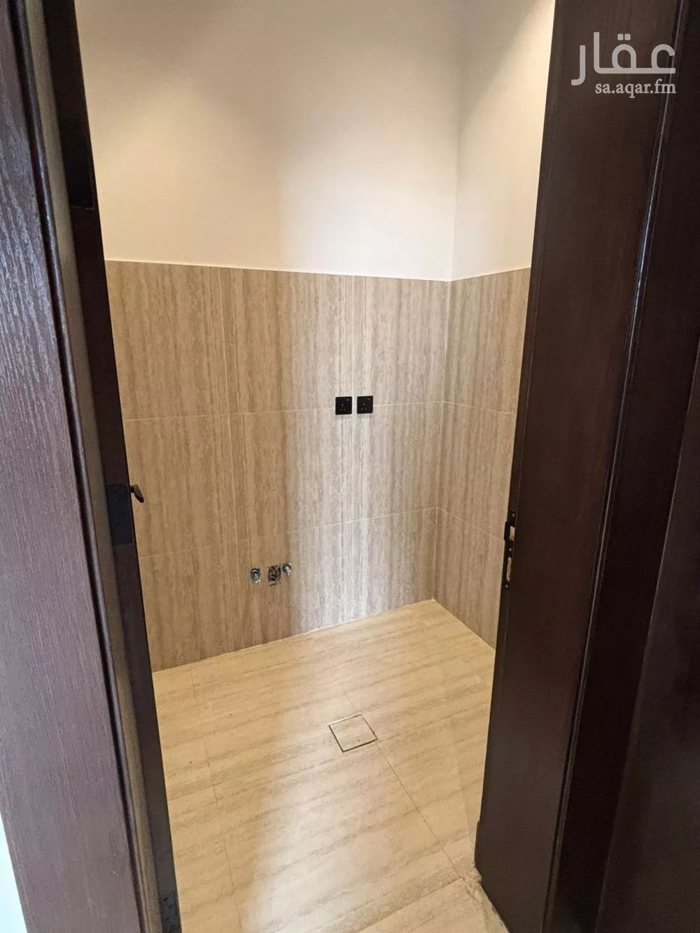 4 bedroom floor in Al Aridh 4