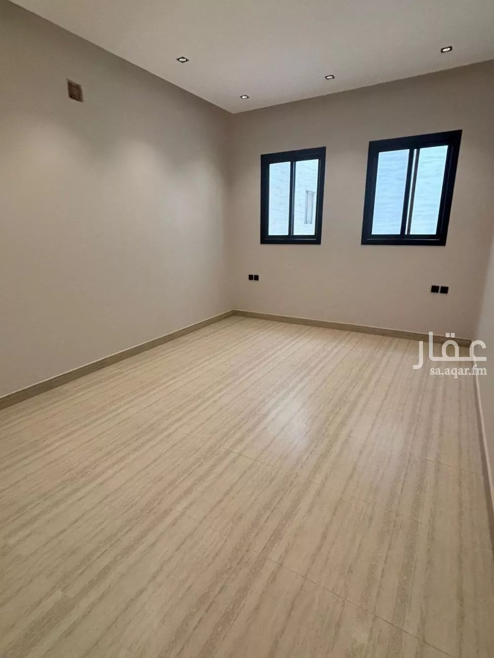 4 bedroom floor in Al Aridh 9