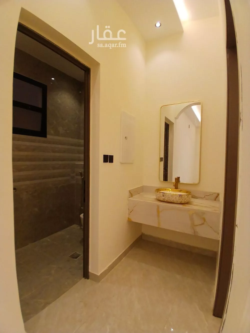 3 bedroom floor in Badr 4