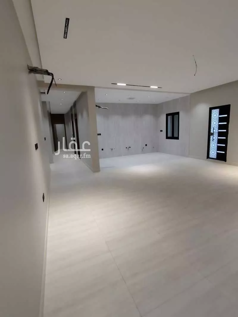 2 bedroom apartment in Al Rawdah 6