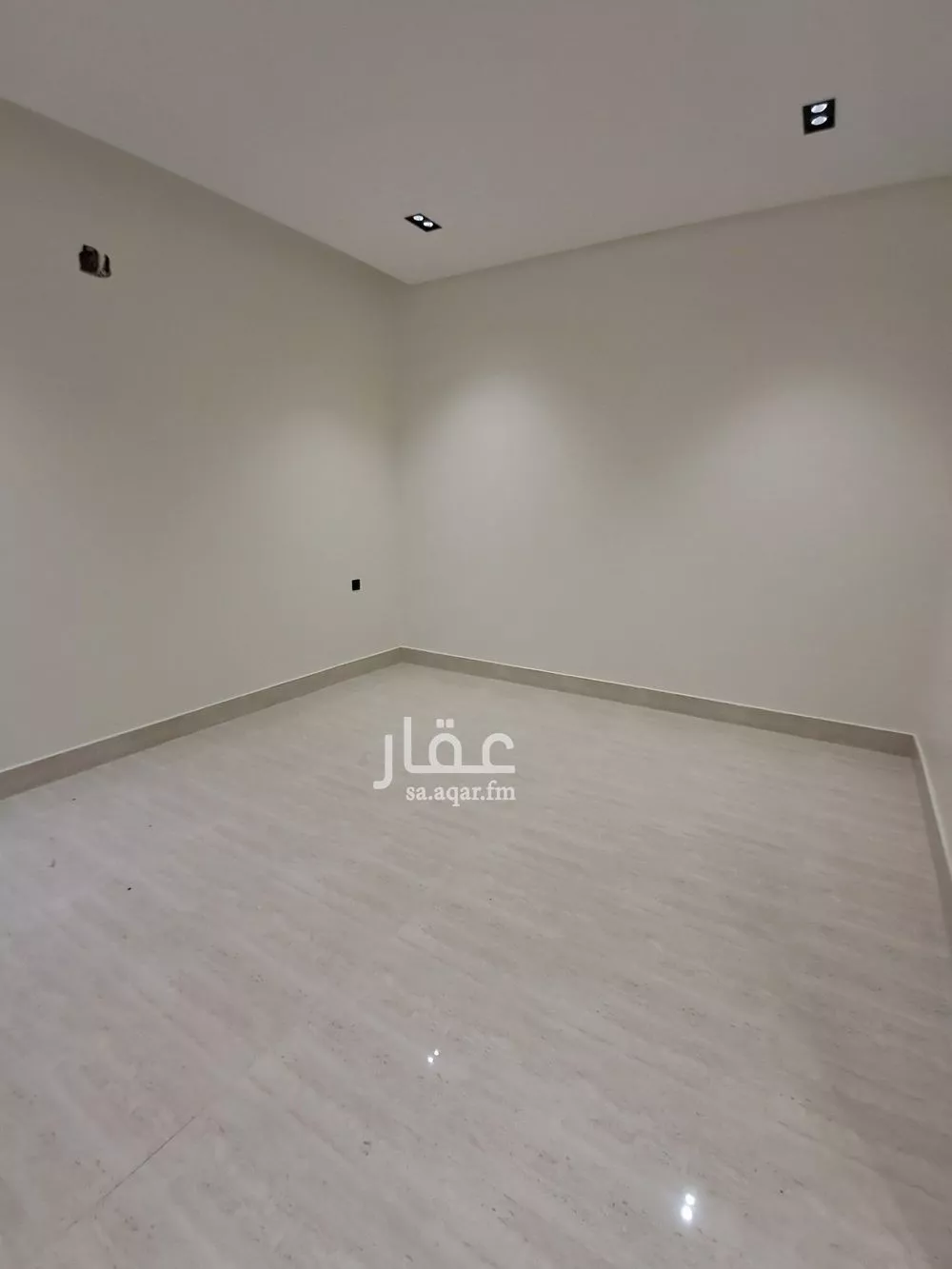 3 bedroom floor in Tuwaiq 14