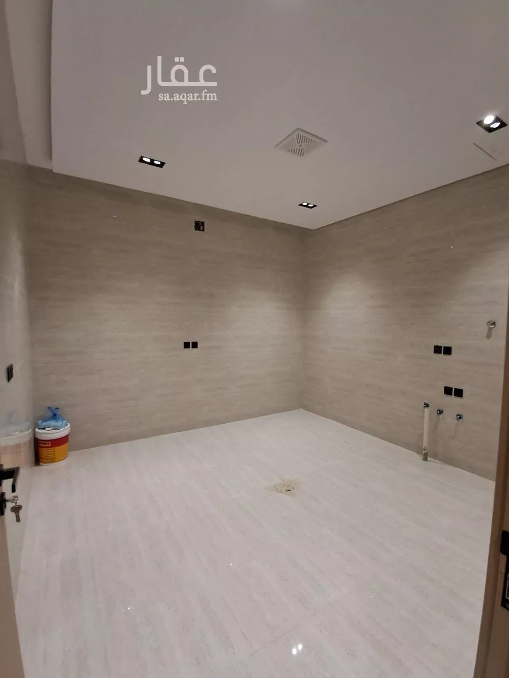 3 bedroom floor in Tuwaiq 17