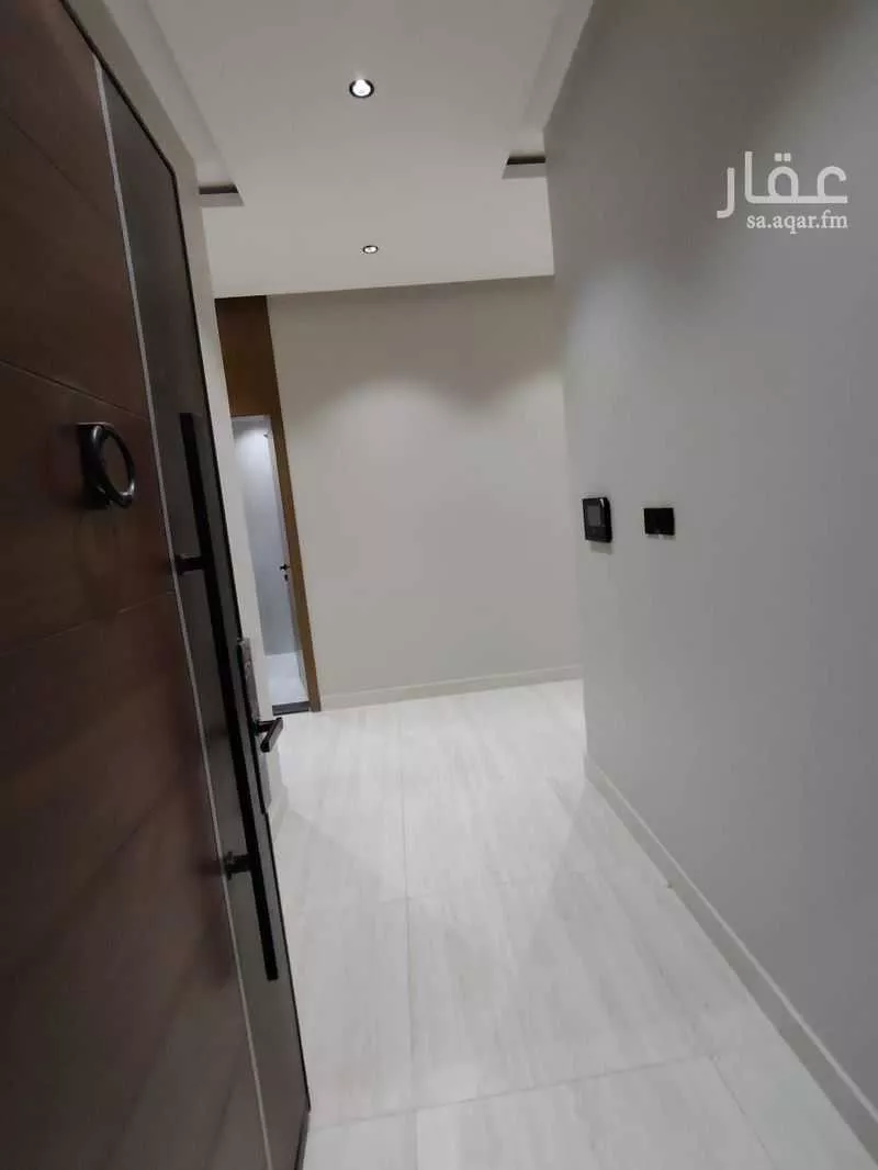 4 bedroom apartment in Al Rawdah 6