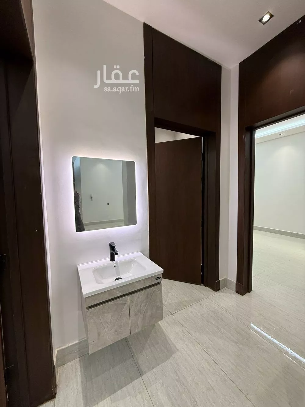 6 bedroom floor in Ash Sharq 13