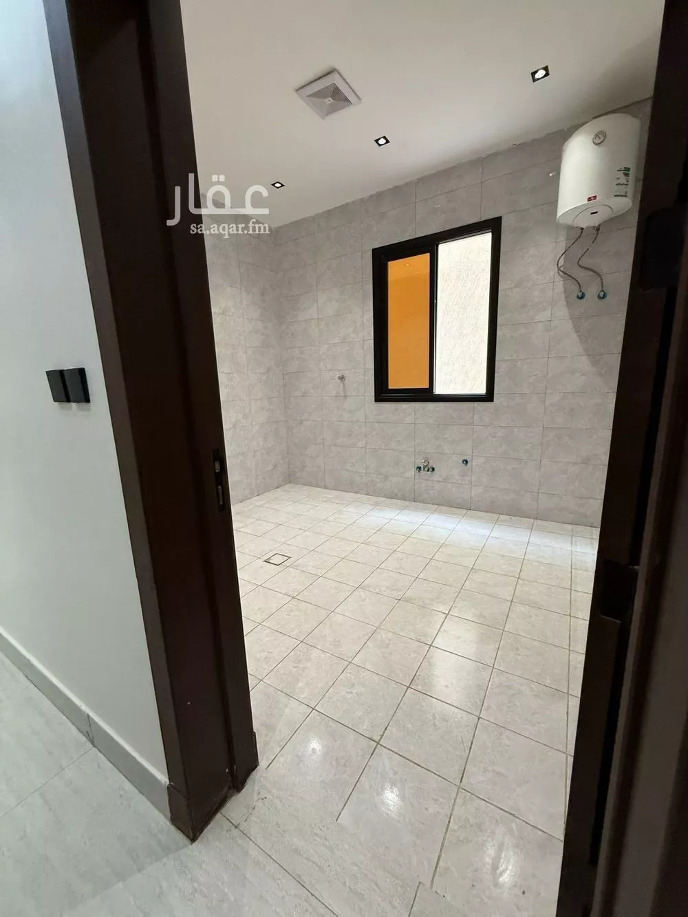6 bedroom floor in Ash Sharq 9
