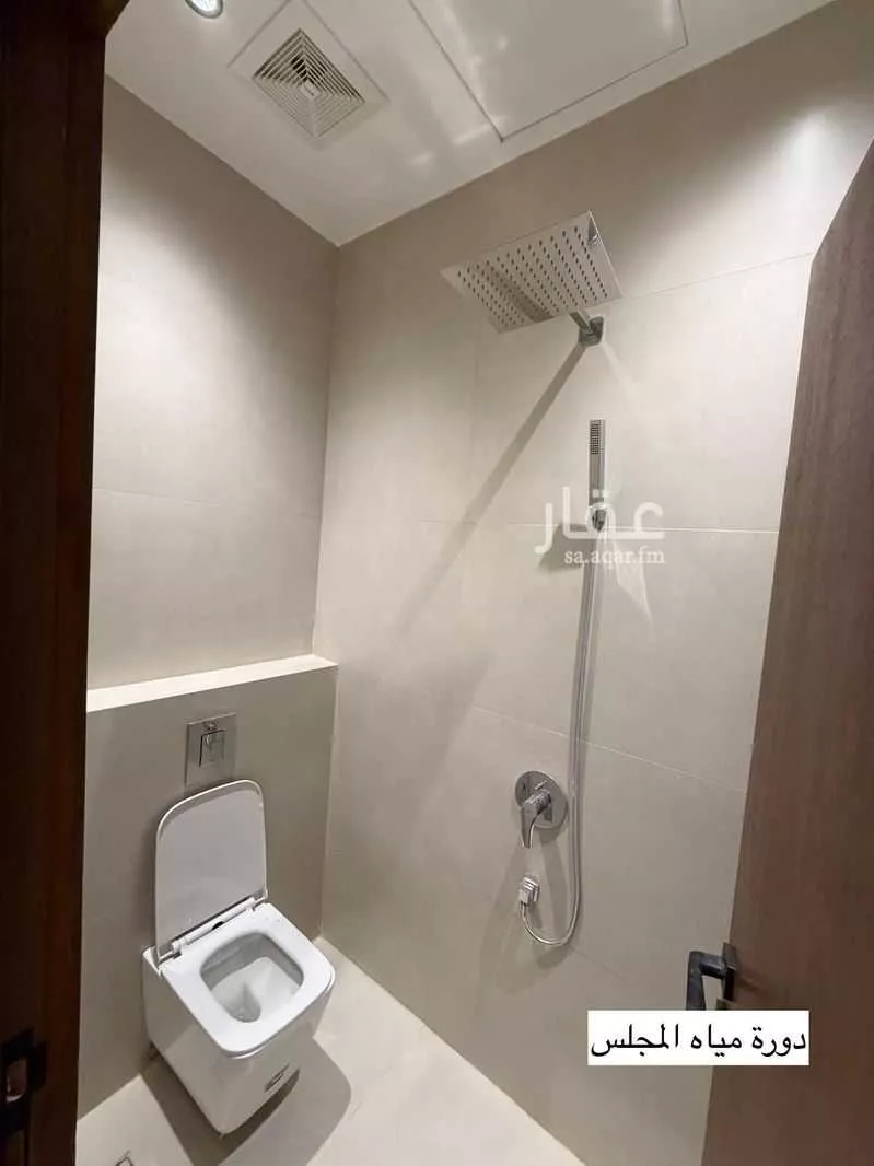 5 bedroom apartment in Al Nahda 9