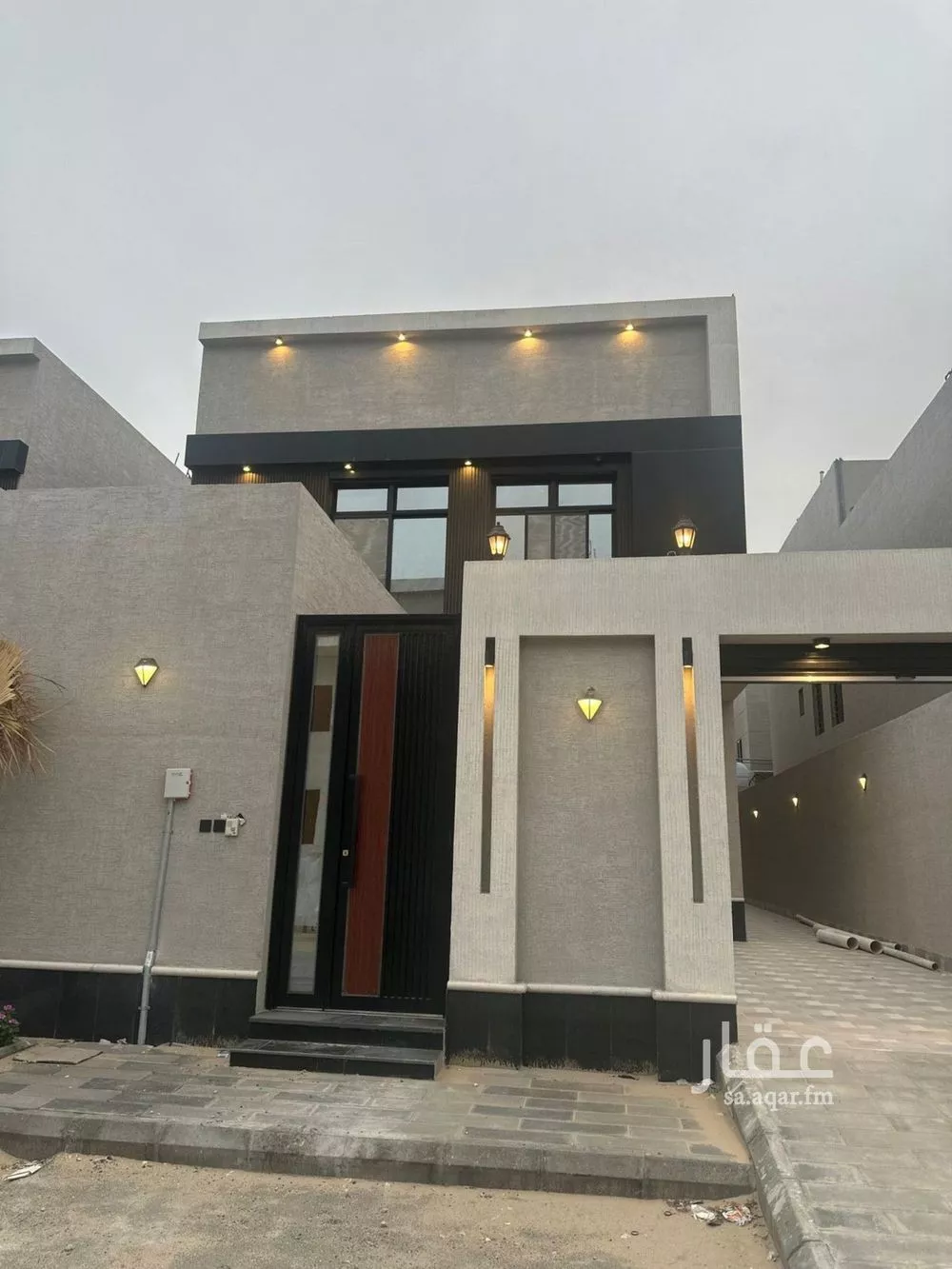 9 bedroom villa in Al Amal 3