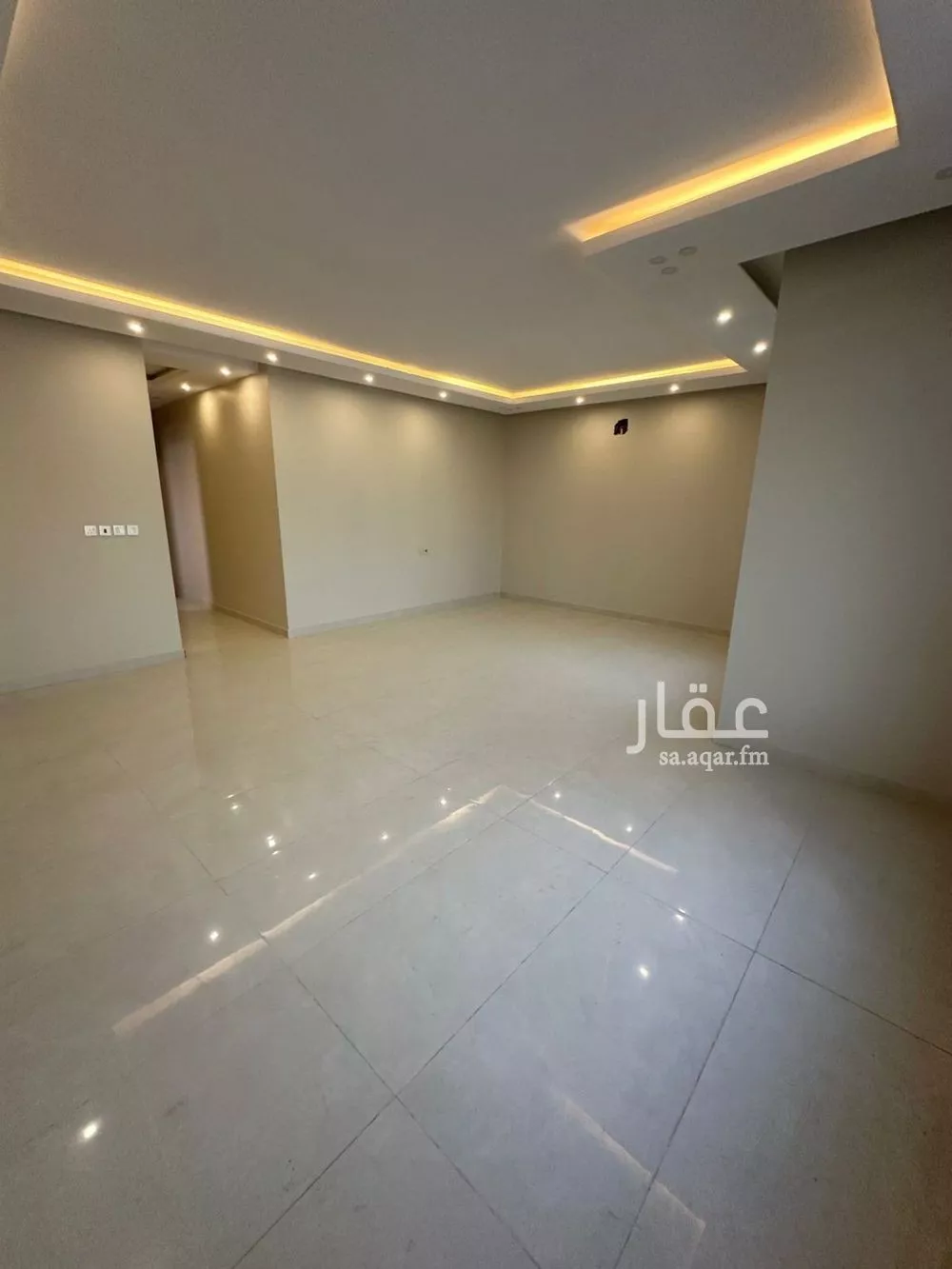 8 bedroom villa in Al Amal, Eastern Province 7