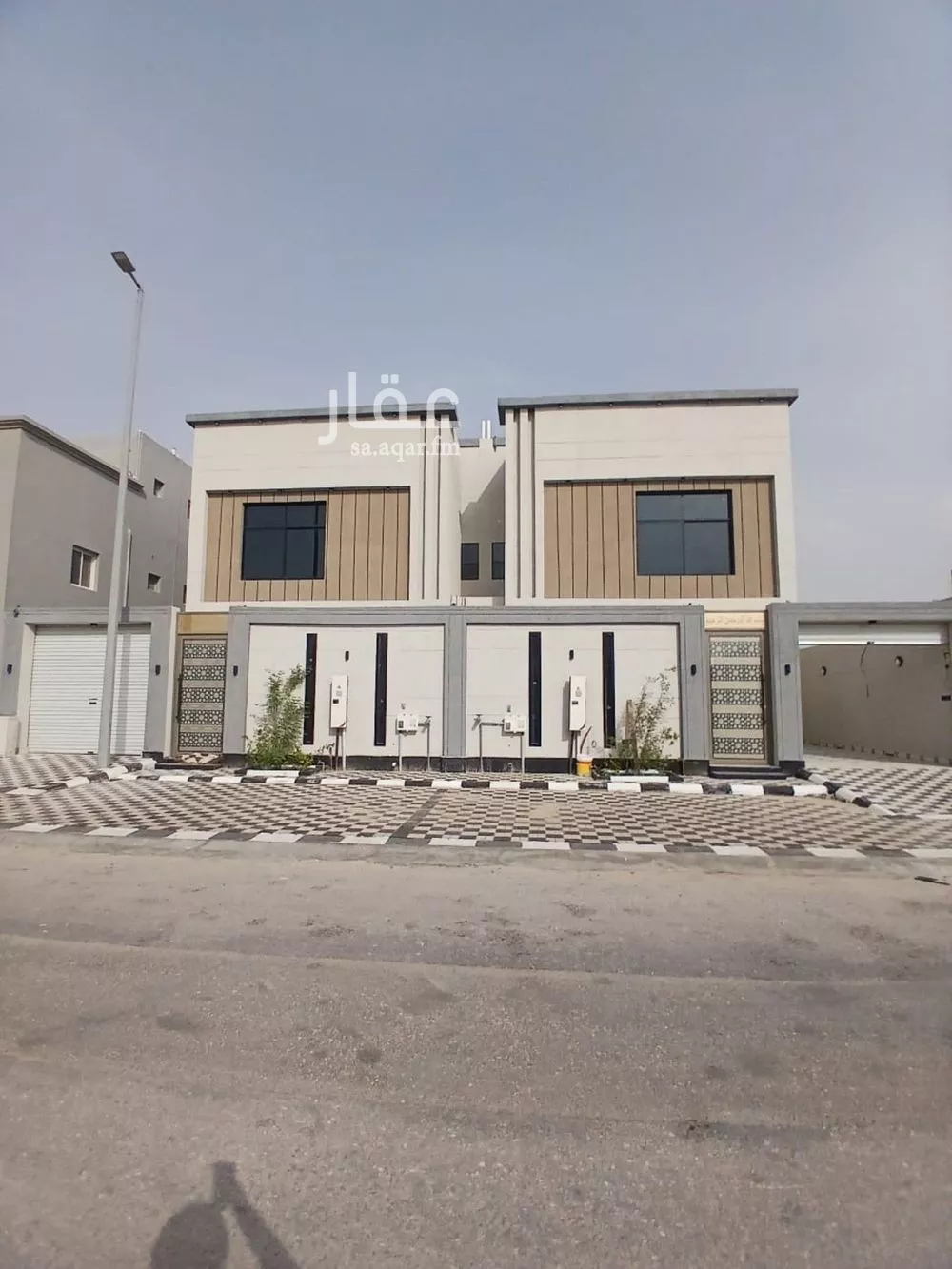 فيلا 8 غرف في ضاحية الملك فهد 2