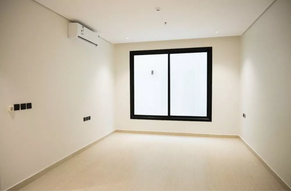 3 bedroom floor in Al Hamra 6