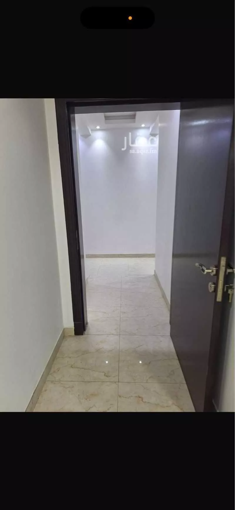 1318 sqm office in Laban 6