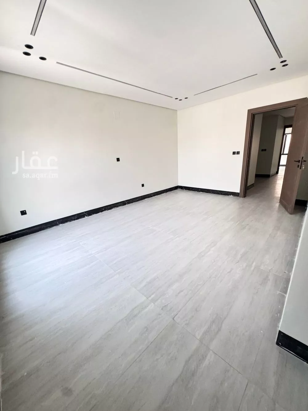 فيلا 6 غرف في طيبة 19