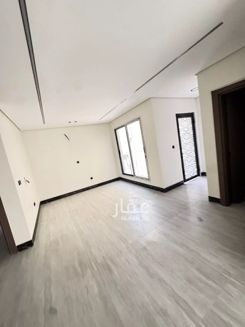 فيلا 6 غرف في طيبة 7