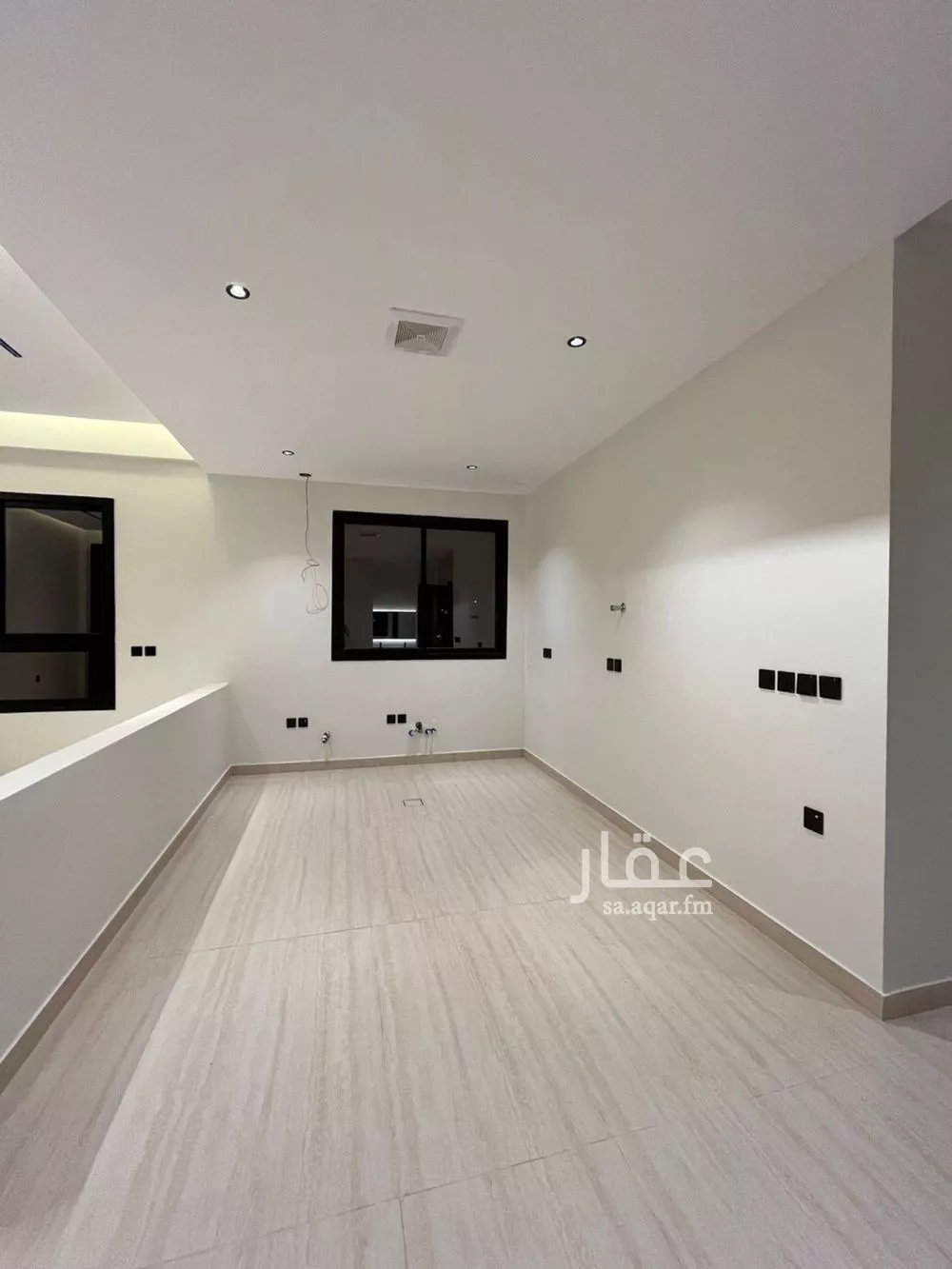 عمارة 400 م² في المهدية 13