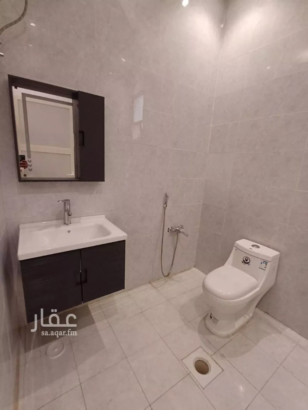 3 bedroom apartment in Al Rimal 5