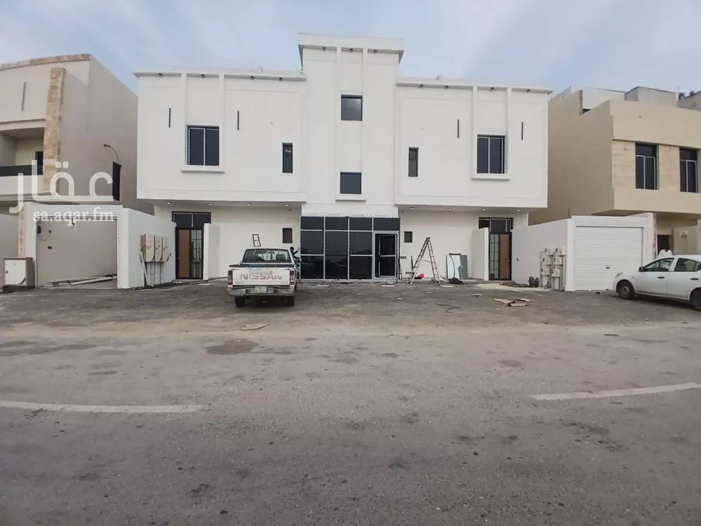 5 bedroom apartment in Al Amwaj 3