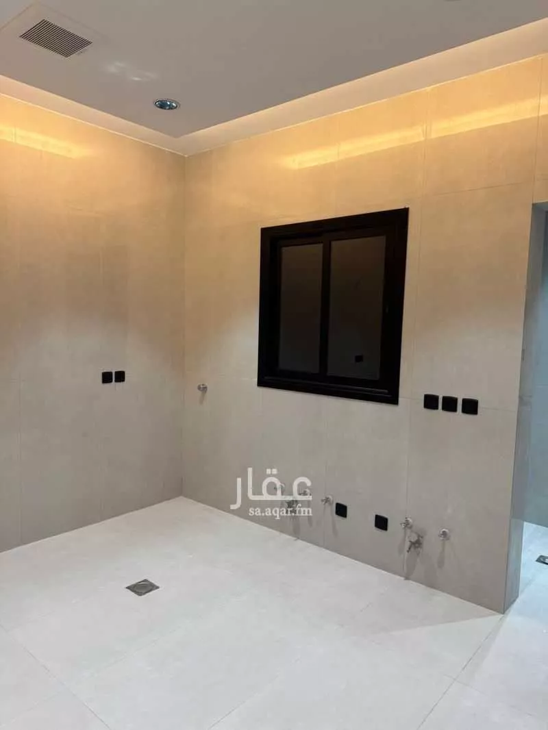 5 bedroom apartment in Al Difa 4