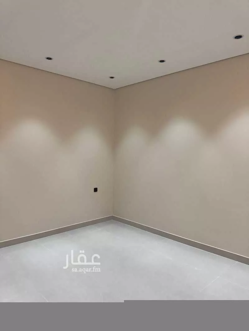 5 bedroom apartment in Al Difa 9