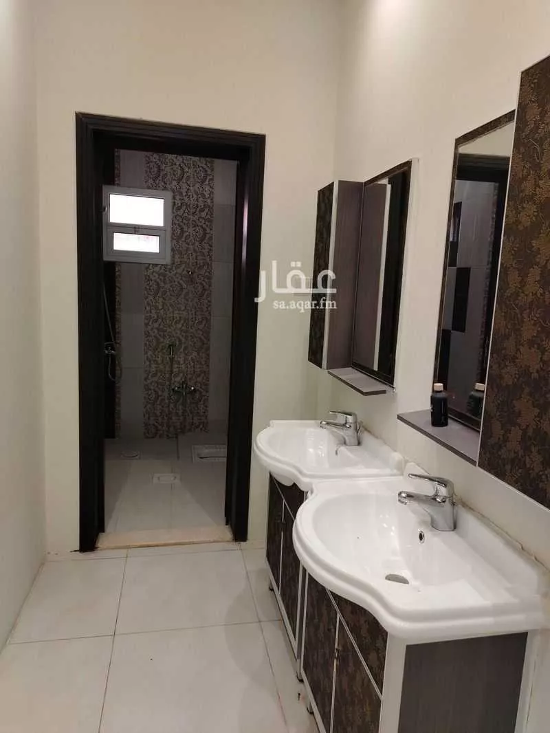6 bedroom floor in Al Yasmin 2