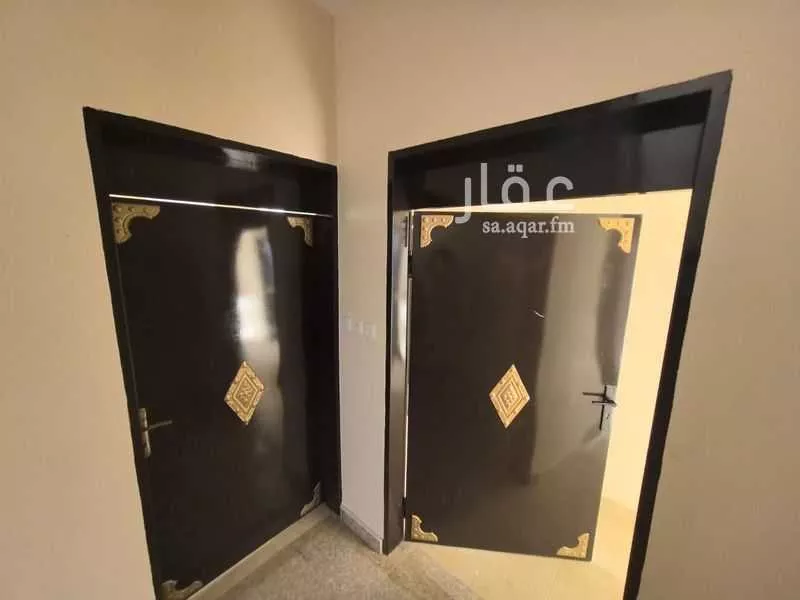 5 bedroom floor in Al Aridh 12