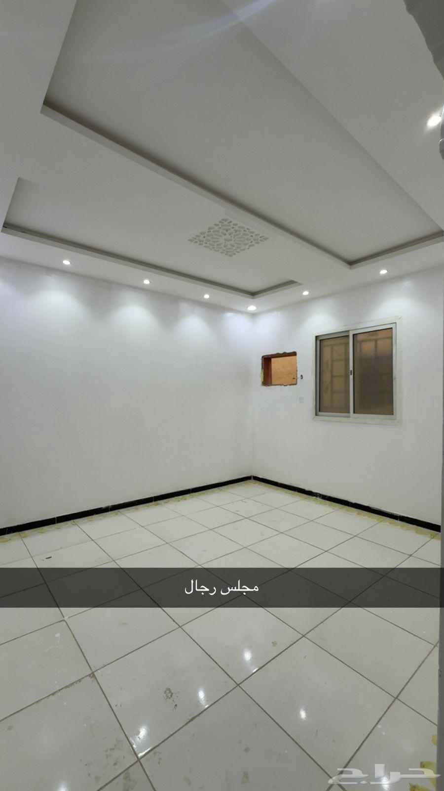 شقة 3 غرف في الرمال 5