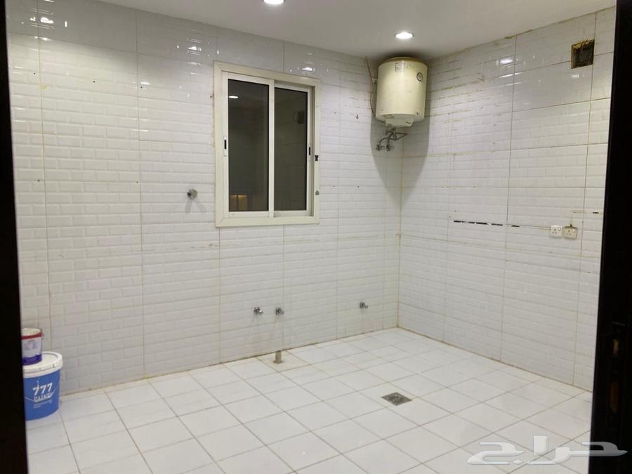 3 bedroom apartment in Al Rimal 8