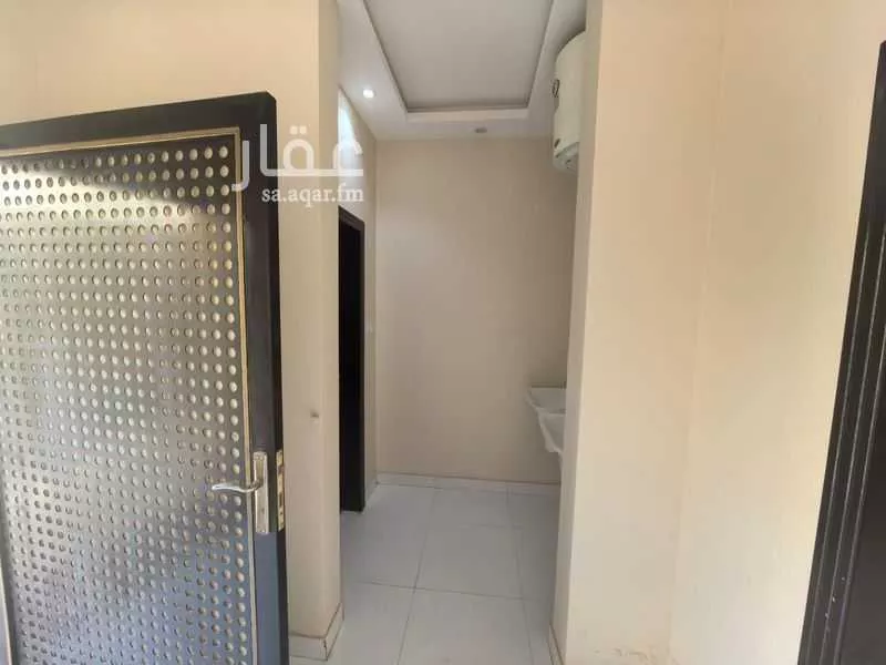 5 bedroom floor in Al Aridh 5