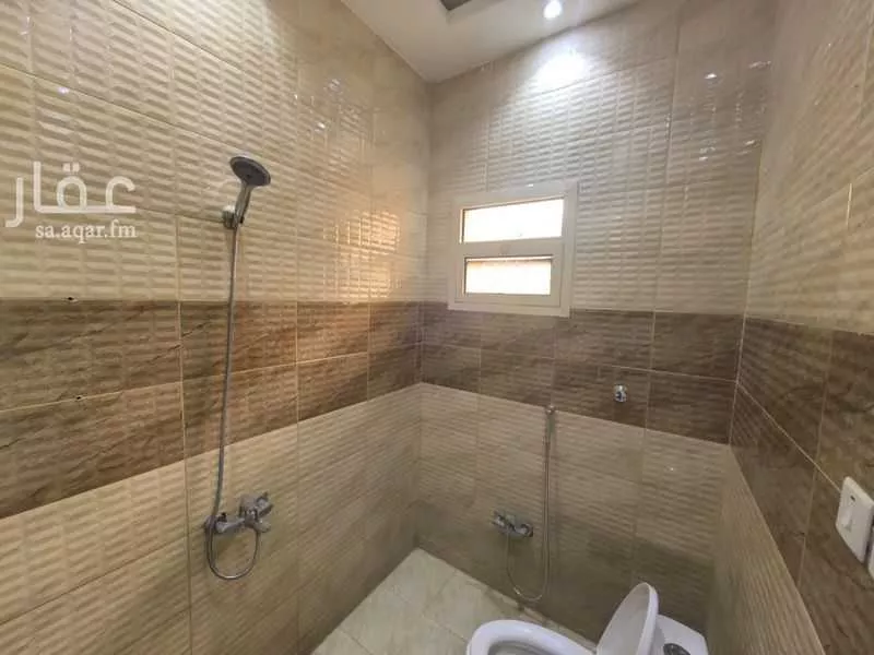 5 bedroom floor in Al Aridh 7
