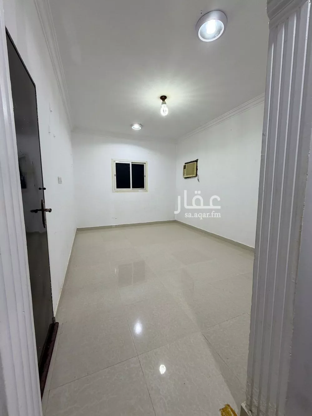 3 bedroom floor in Dhahrat Laban 4