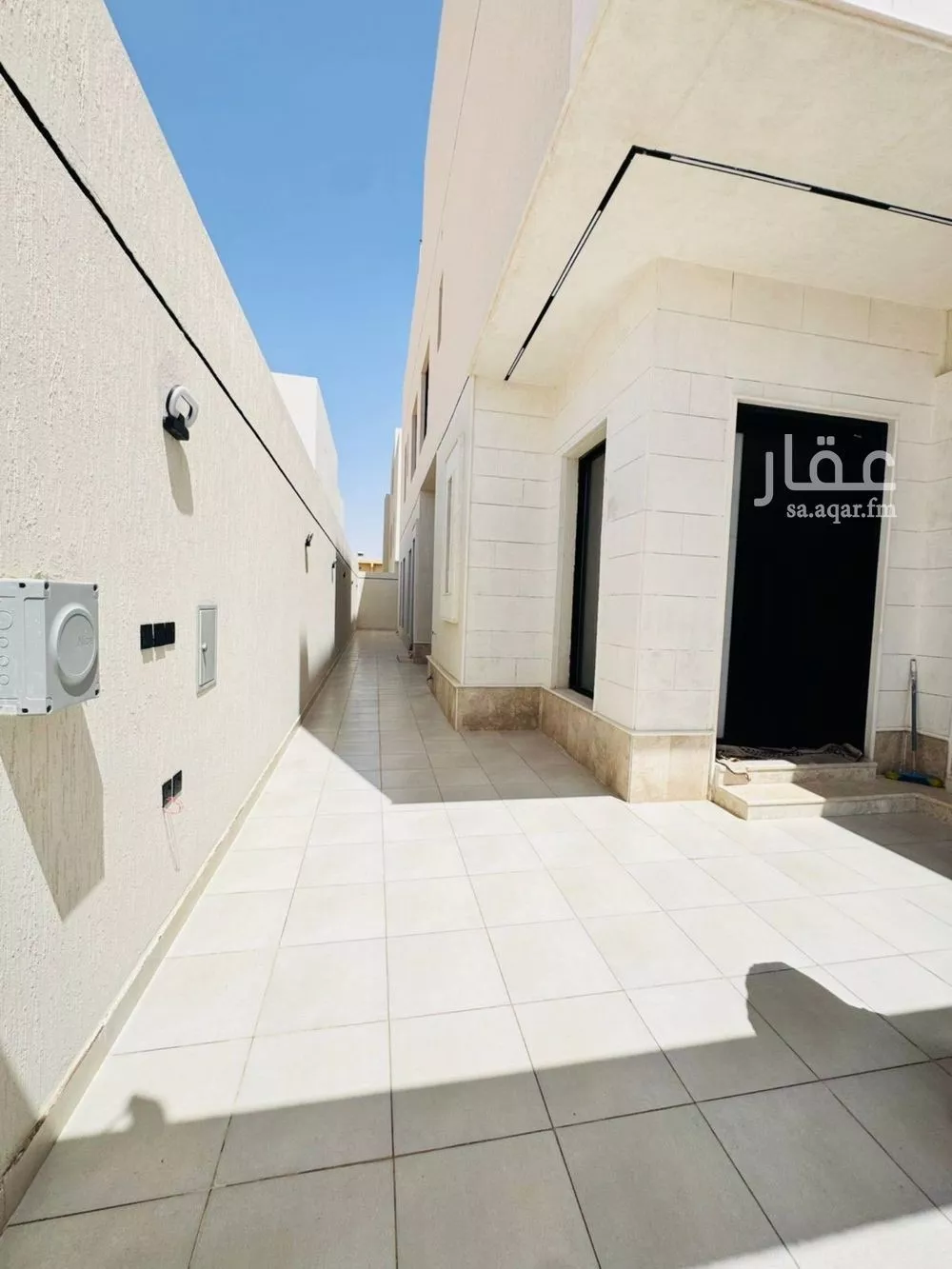 5 bedroom villa in Al Maizilah 12