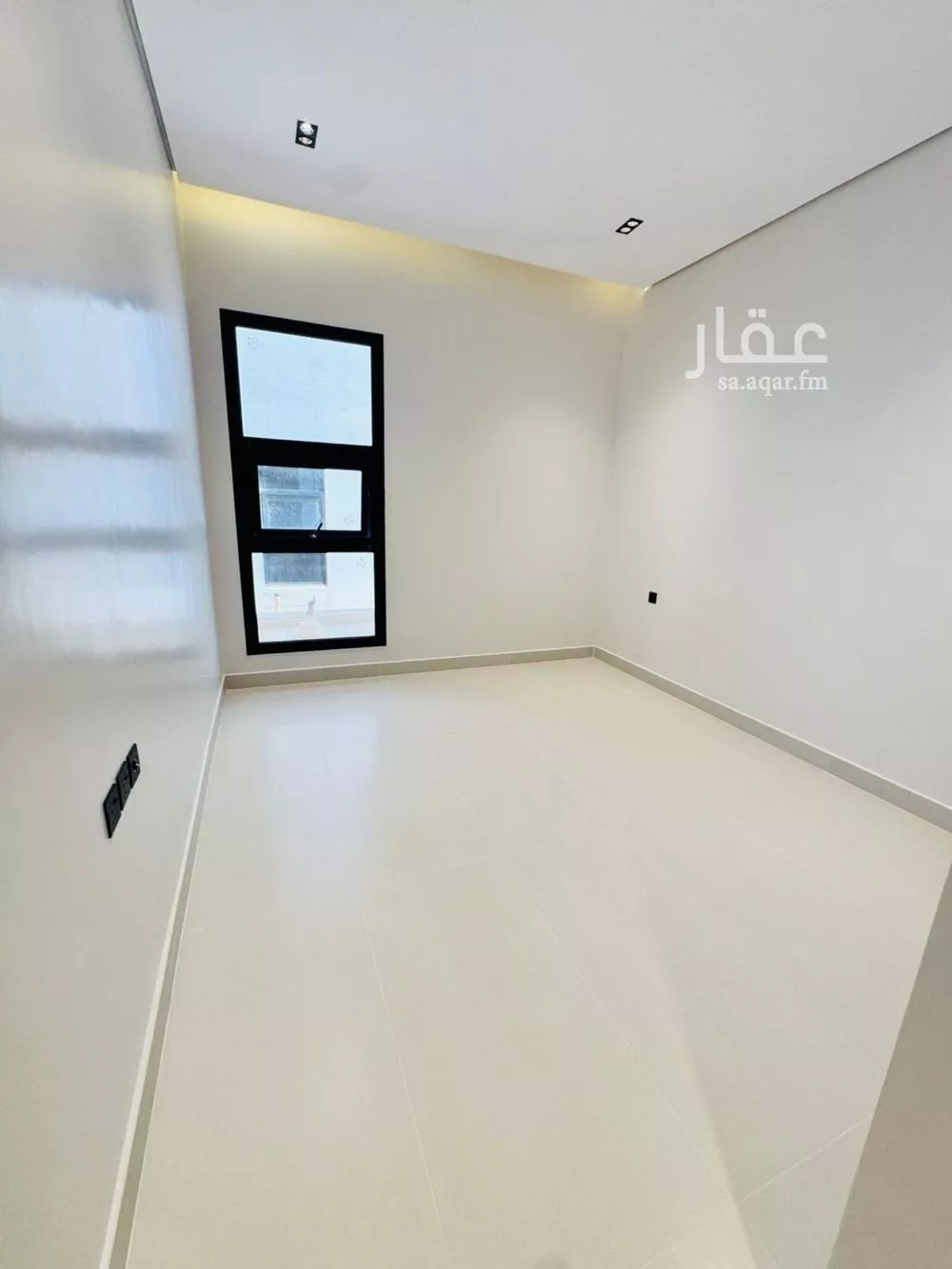 5 bedroom villa in Al Maizilah 13