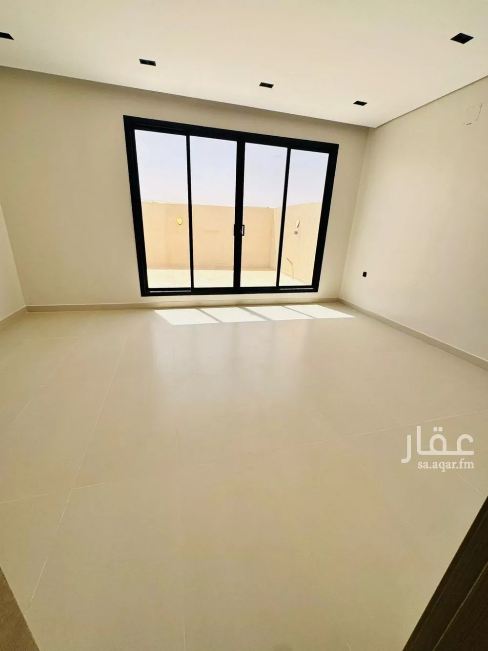 5 bedroom villa in Al Maizilah 17