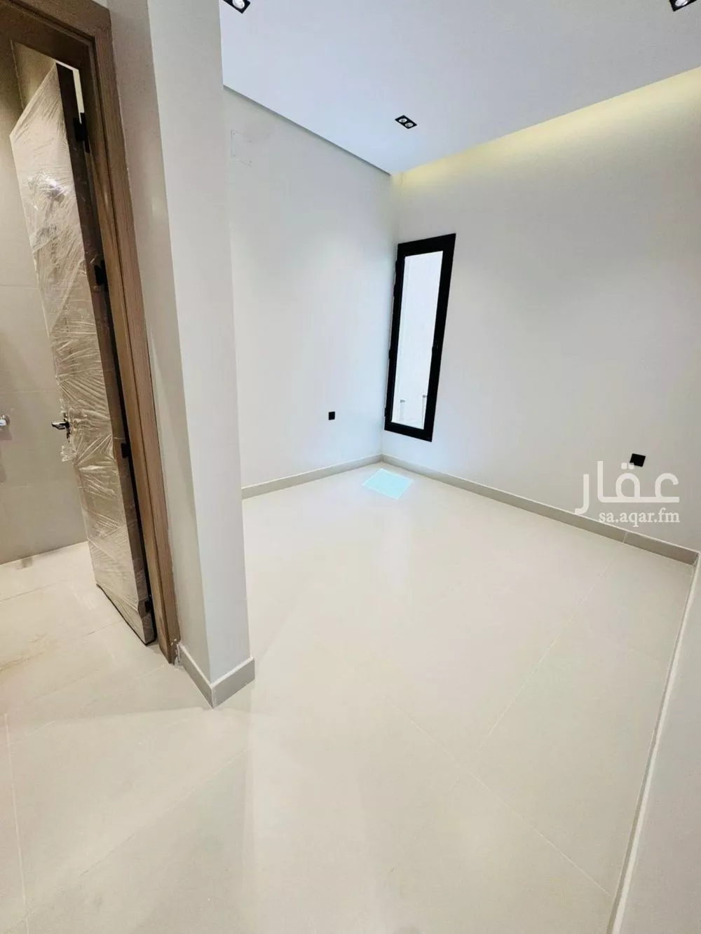 5 bedroom villa in Al Maizilah 7