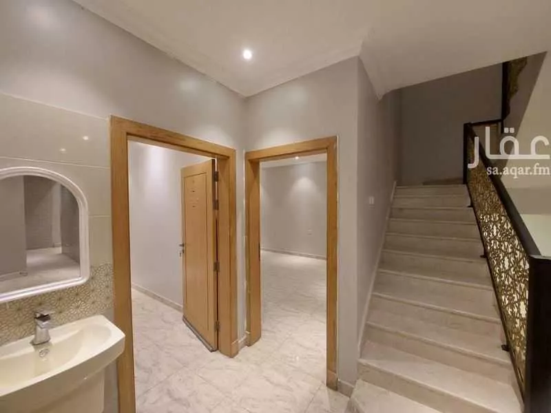 3 bedroom floor in Al Yasmin 6
