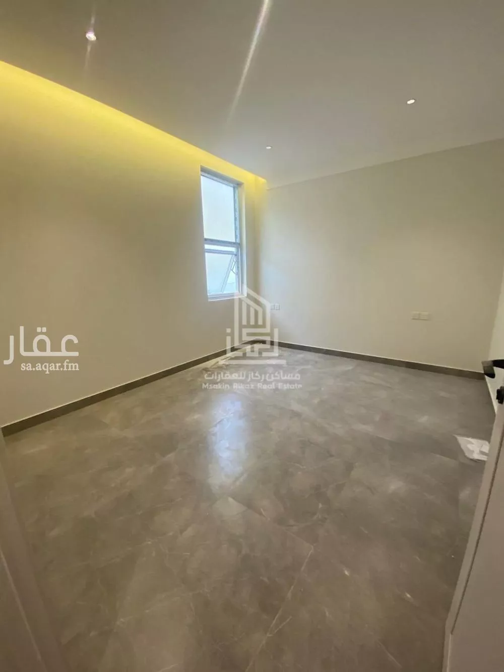 دور 3 غرف في السلام 9