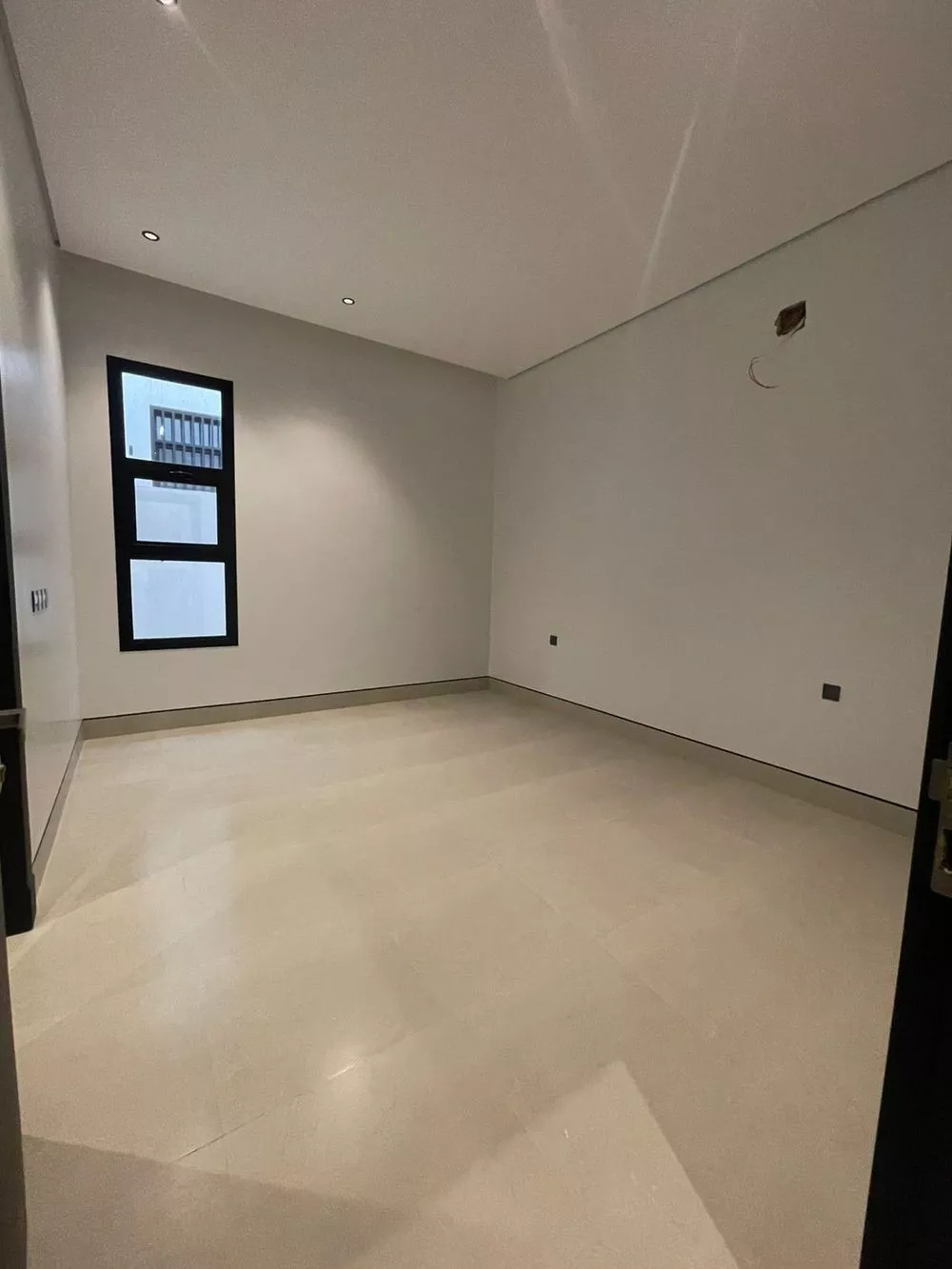 5 bedroom villa in Al Munsiyah 6