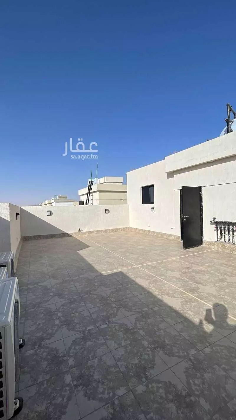 فيلا 9 غرف في الجنادرية 17