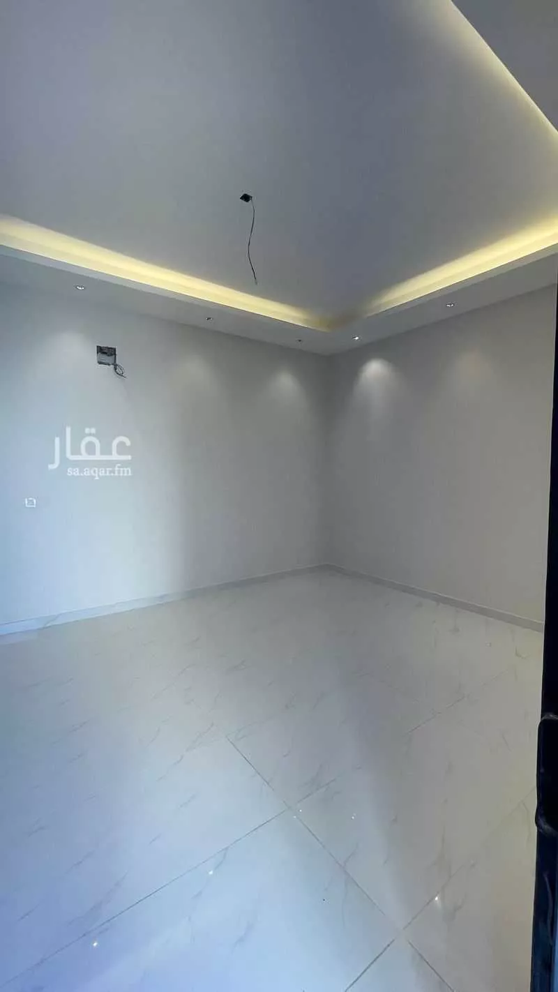 فيلا 9 غرف في الجنادرية 6